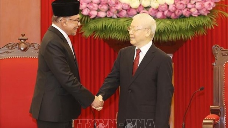 Ample room remains for Vietnam-Malaysia cooperation: Party chief